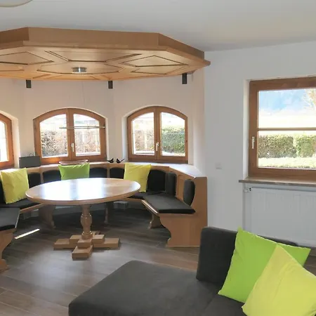 Alpentraum - Wiesenglueck Apartment